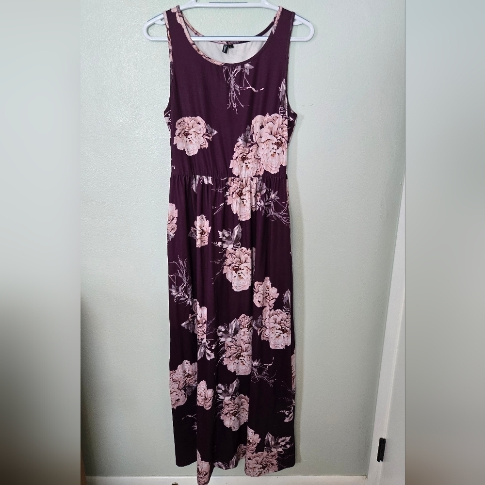Zattcas | Maroon Floral Tank Maxi Dress Size Large